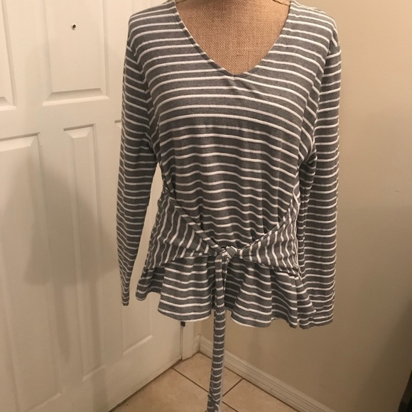 And & away top - Picture 1 of 3